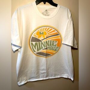 Disney Parks White and Orange Minnie Mouse Graphic Tee women’s sz xlarge